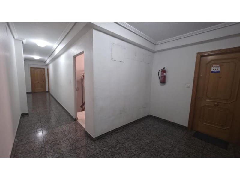 3 bedroom Apartment for sale in Torrevieja - € 240,000 (Ref: 10011429)