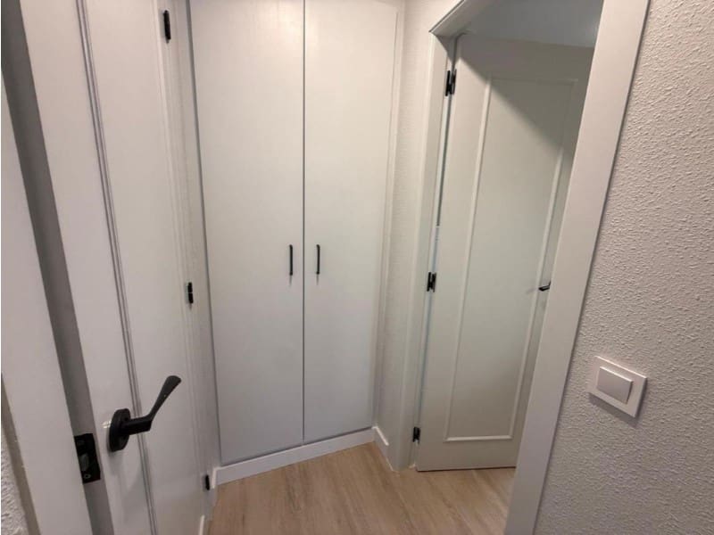 1 soveværelse Lejlighed til salg i Torrevieja med swimmingpool - € 149.000 (Ref: 10011431)