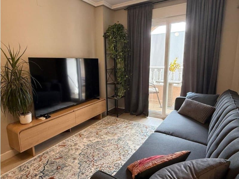 1 soveværelse Lejlighed til salg i Torrevieja med swimmingpool - € 149.000 (Ref: 10011431)