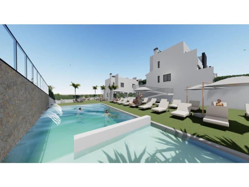 3 bedroom Semi-detached Villa for sale in Cox with pool - € 240,000 (Ref: 10011435)