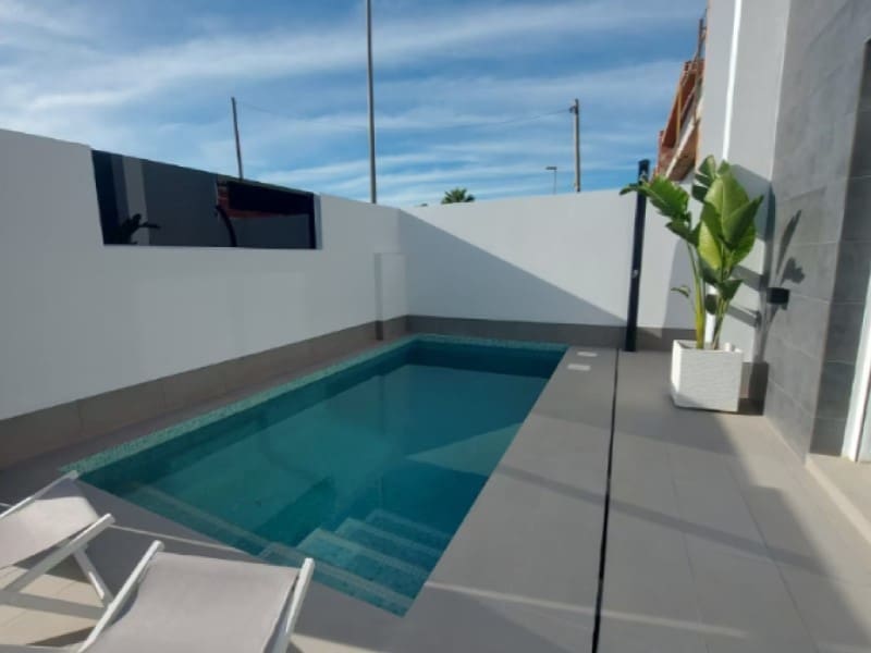 2 soveværelse Villa til salg i Torre-Pacheco med swimmingpool - € 242.500 (Ref: 10011446)