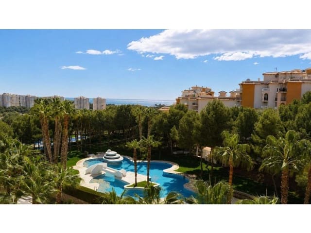 Apartamento de 2 habitaciones en Dehesa de Campoamor, Orihuela en venta - 199.900 € (Ref: 10013324)