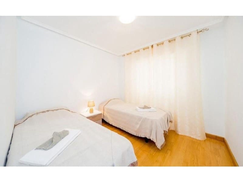 2 soveværelse Lejlighed til salg i Torrevieja - € 157.900 (Ref: 10018550)