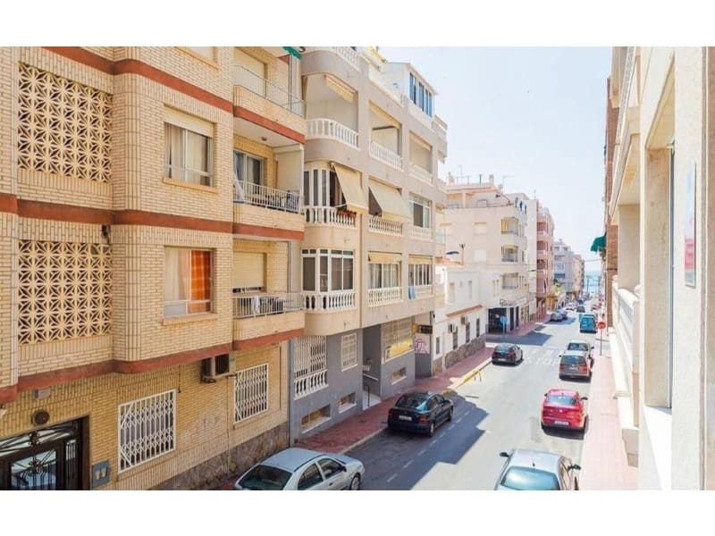 2 soveværelse Lejlighed til salg i Torrevieja - € 157.900 (Ref: 10018550)