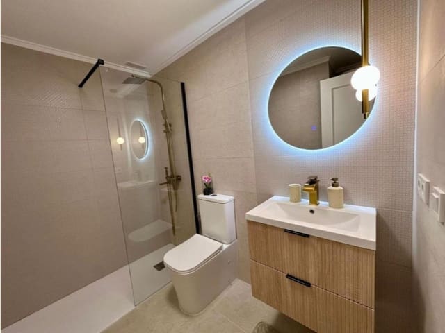 2 soveværelse Lejlighed til salg i Avenida Habaneras - Curva de Palangre, Torrevieja - € 189.900 (Ref: 10019187)