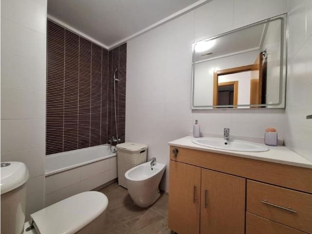2 bedroom Apartment for sale in Puerto Deportivo, Torrevieja - € 187,000 (Ref: 10019188)