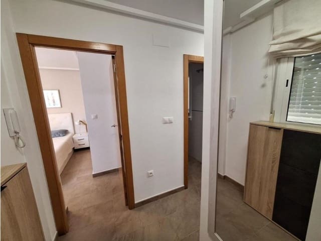 2 bedroom Apartment for sale in Puerto Deportivo, Torrevieja - € 187,000 (Ref: 10019188)
