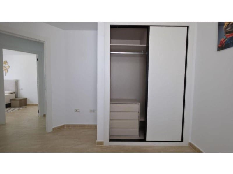 3 slaapkamer Appartement te koop in Torrevieja - € 189.900 (Ref: 10019189)