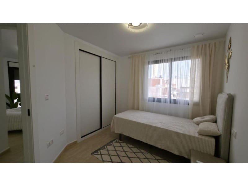 3 slaapkamer Appartement te koop in Torrevieja - € 189.900 (Ref: 10019189)