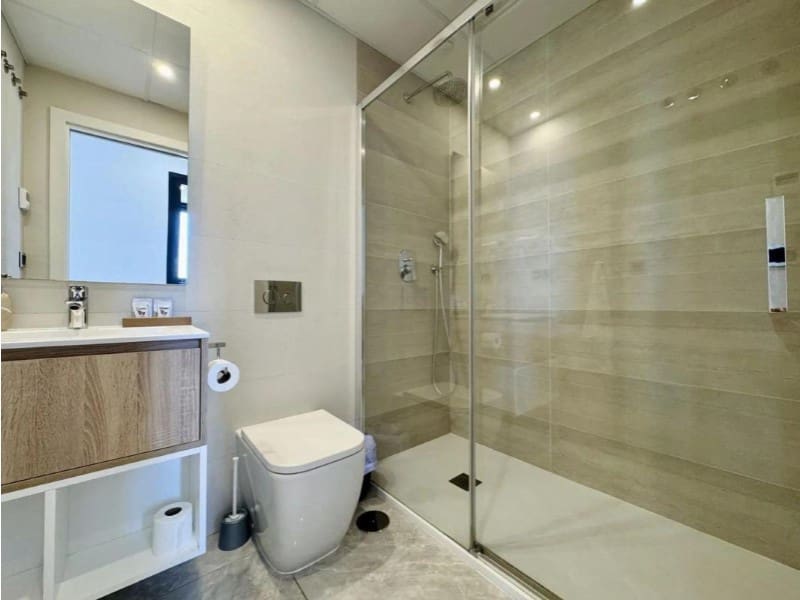 3 quarto Apartamento para venda em Benidorm - 679 000 € (Ref: 10019198)