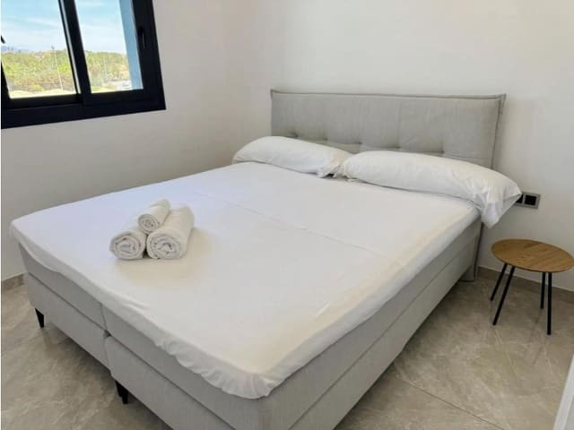 3 quarto Apartamento para venda em Playa Poniente, Benidorm - 679 000 € (Ref: 10019198)