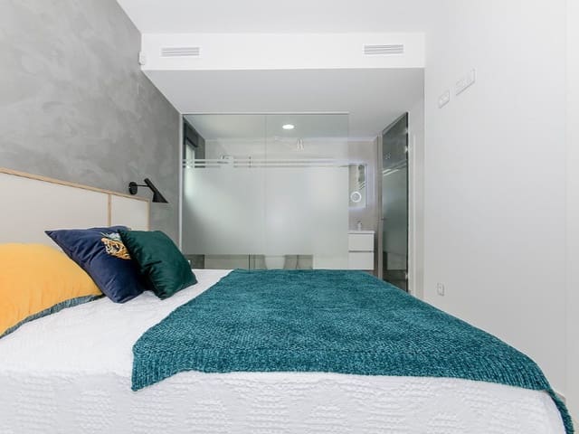 3 soveværelse Bungalow til salg i San Miguel de Salinas med swimmingpool - € 415.000 (Ref: 10024055)