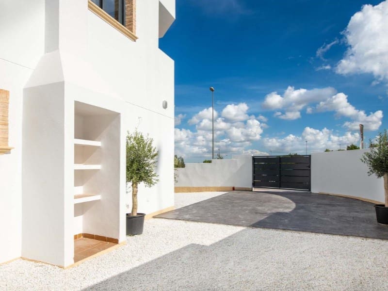 3 quarto Moradia Geminada para venda em Cox com piscina - 255 000 € (Ref: 10025606)