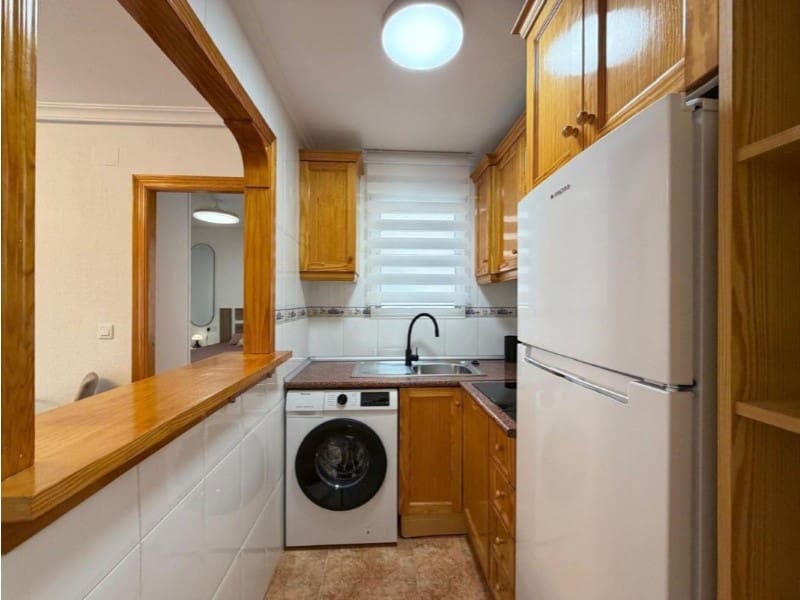 2 sovrum Lägenhet till salu i Torrevieja - 144 900 € (Ref: 10027240)