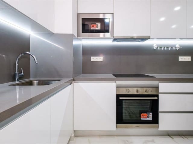 4 soverom Leilighet til salgs i Playa del Cura, Torrevieja - € 574 900 (Ref: 10028113)