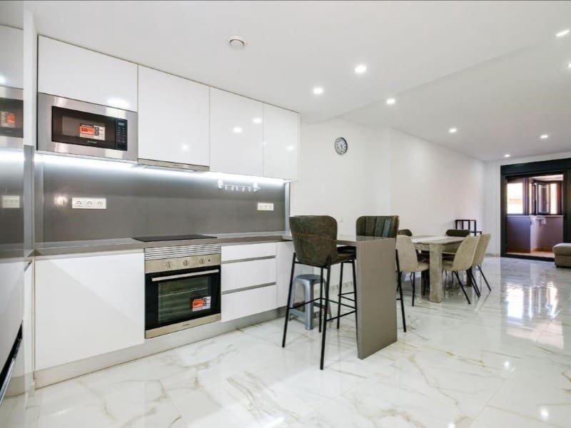 4 soverom Leilighet til salgs i Torrevieja - € 574 900 (Ref: 10028113)