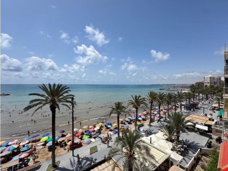 3 soveværelse Lejlighed til salg i Torrevieja - € 420.000 (Ref: 10028114)