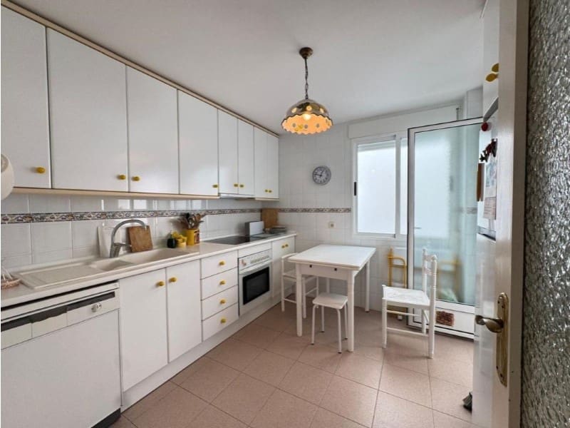 3 soveværelse Lejlighed til salg i Torrevieja - € 420.000 (Ref: 10028114)