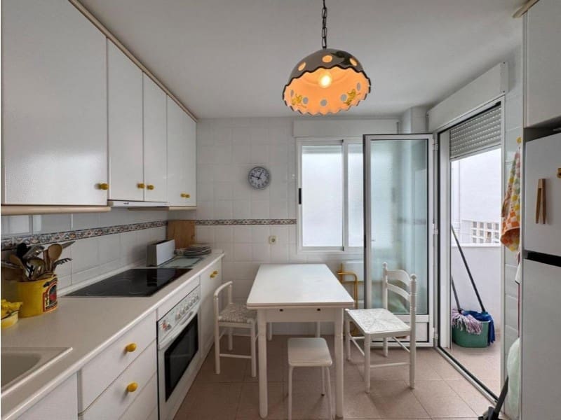3 soveværelse Lejlighed til salg i Torrevieja - € 420.000 (Ref: 10028114)