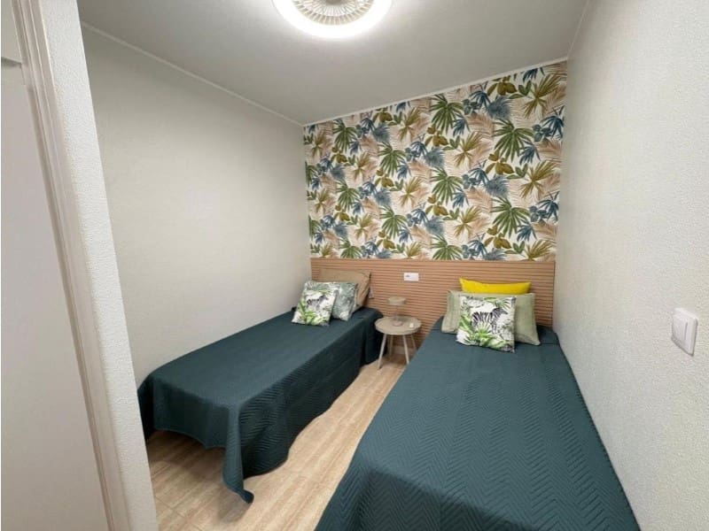 2 soverom Leilighet til salgs i Torrevieja - € 179 900 (Ref: 10028116)