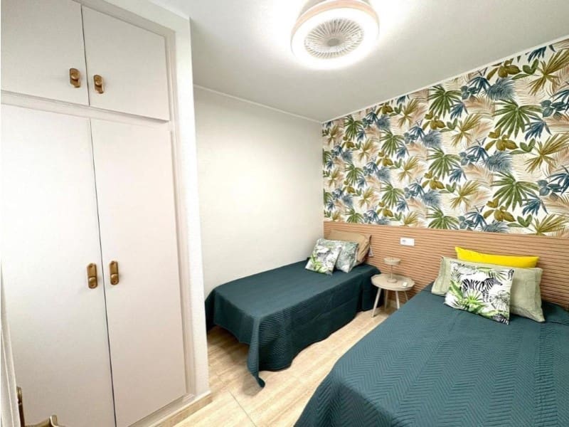 2 soverom Leilighet til salgs i Torrevieja - € 179 900 (Ref: 10028116)