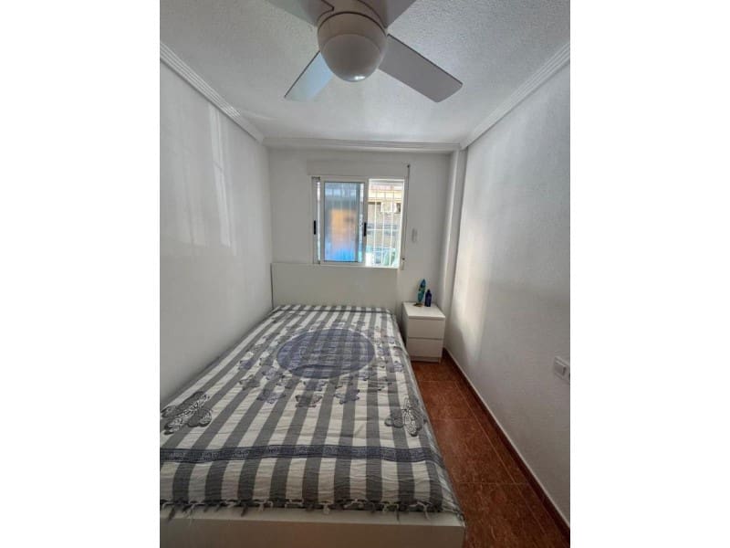 Apartamento de 3 habitaciones en Torrevieja en venta - 199.000 € (Ref: 10028119)