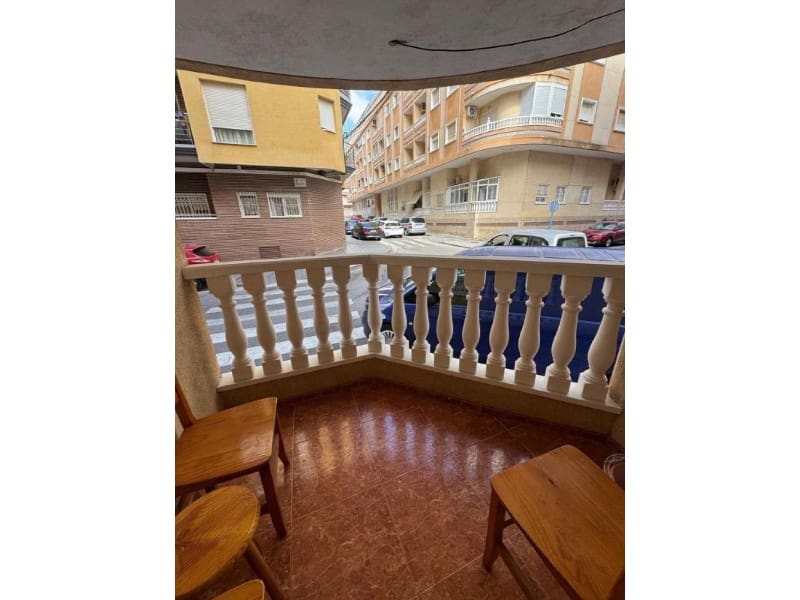 Apartamento de 3 habitaciones en Torrevieja en venta - 199.000 € (Ref: 10028119)