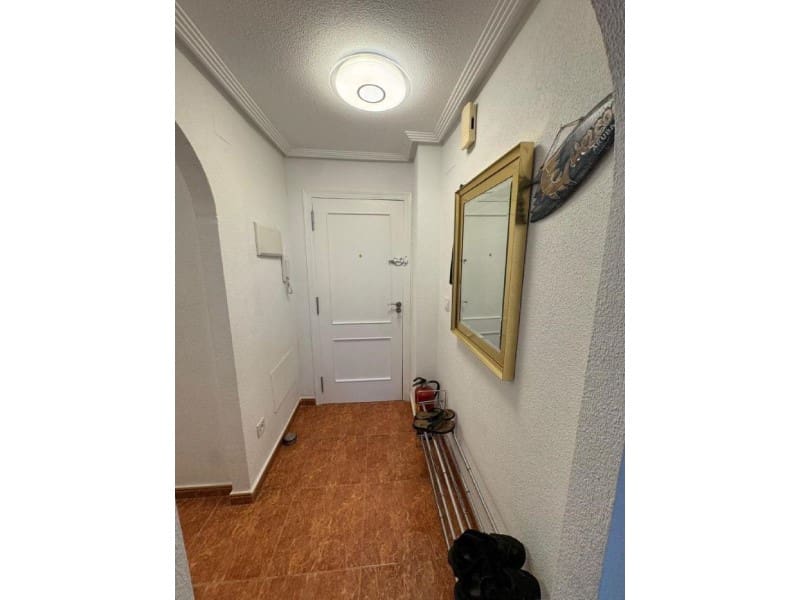 Apartamento de 3 habitaciones en Torrevieja en venta - 199.000 € (Ref: 10028119)