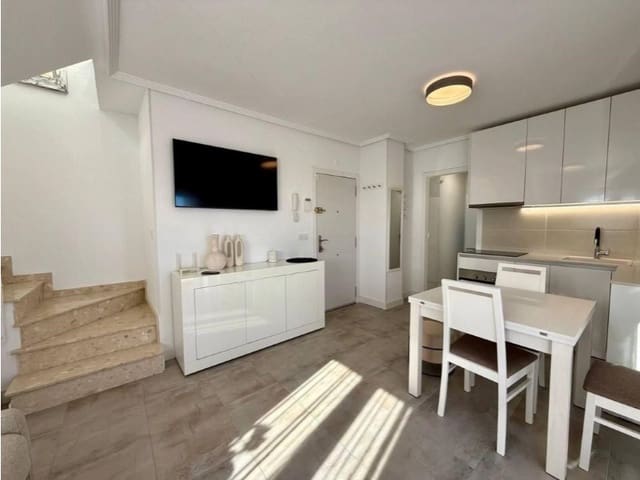 Apartamento de 1 habitación en Nueva Torrevieja, Torrevieja en venta - 149.900 € (Ref: 10028121)