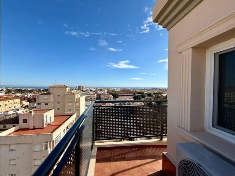 Apartamento de 1 habitación en Torrevieja en venta - 149.900 € (Ref: 10028121)