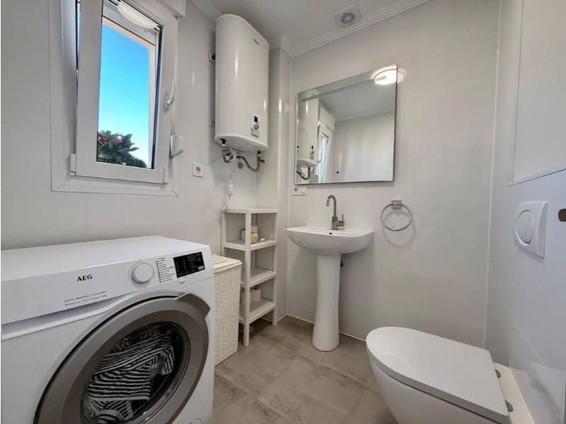 Apartamento de 1 habitación en Torrevieja en venta - 149.900 € (Ref: 10028121)
