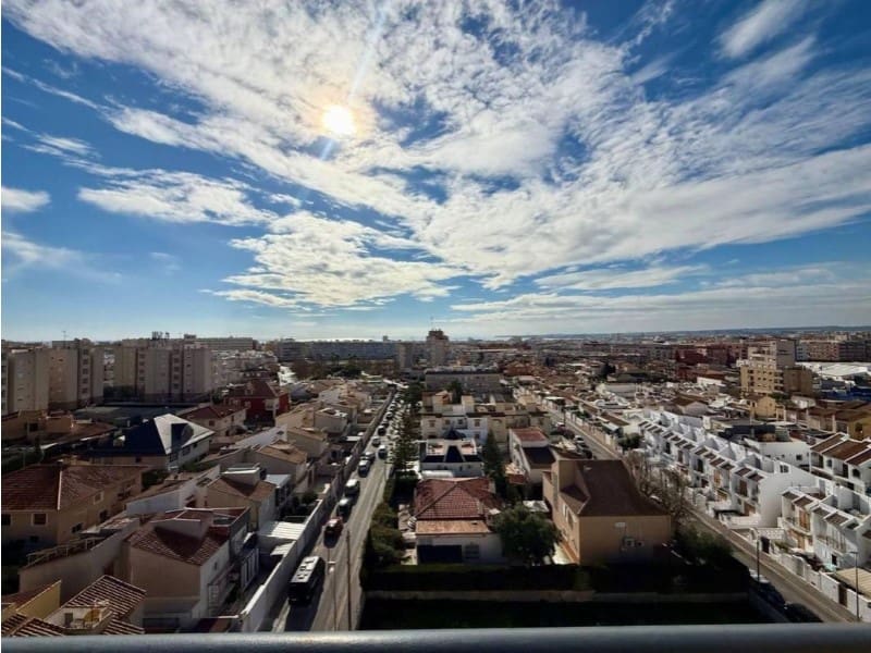 Apartamento de 1 habitación en Torrevieja en venta - 149.900 € (Ref: 10028121)