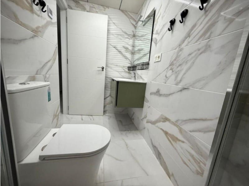 1 sypialnia Apartament na sprzedaż w Torrevieja - 179 900 € (Ref: 10028123)