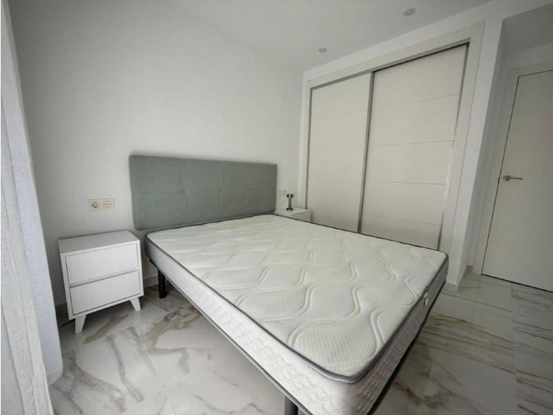 1 sypialnia Apartament na sprzedaż w Torrevieja - 179 900 € (Ref: 10028123)