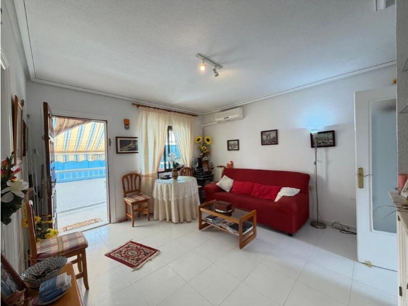2 bedroom Villa for sale in Torrevieja - € 165,000 (Ref: 10028124)
