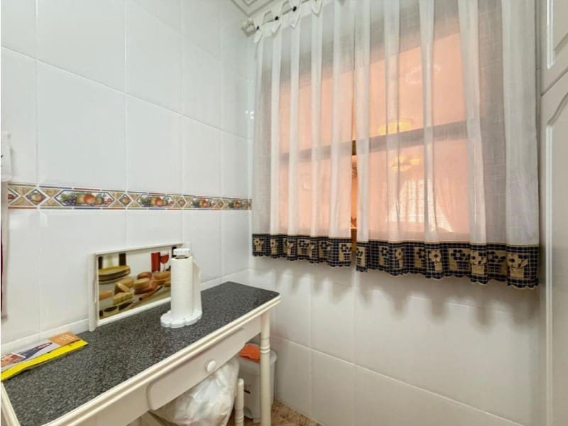 3 soverom Leilighet til salgs i Torrevieja - € 179 900 (Ref: 10028125)