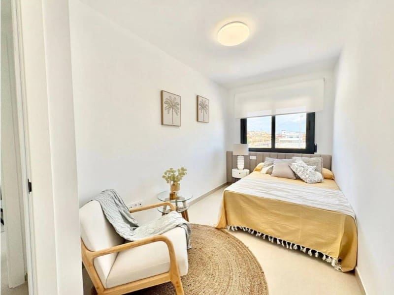 Pareado de 4 habitaciones en Rafal en venta con piscina - 269.000 € (Ref: 10038931)