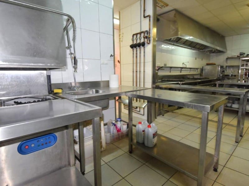 Bedrijf te koop in Orihuela - € 260.000 (Ref: 10041009)