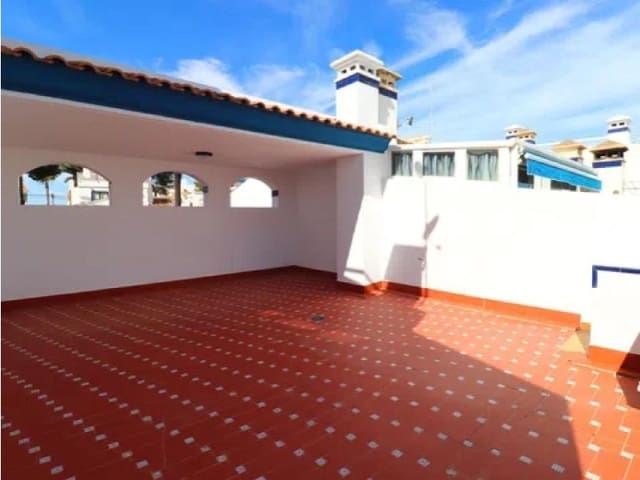 2 soveværelse Semi-Rækkehus til salg i Orihuela ciudad, Orihuela med swimmingpool - € 215.000 (Ref: 10041011)