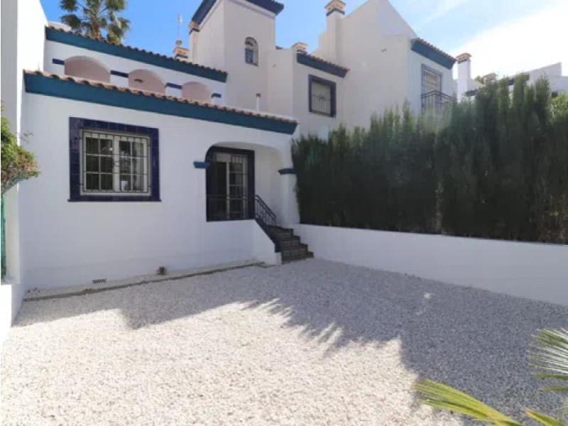 2 soveværelse Semi-Rækkehus til salg i Orihuela med swimmingpool - € 215.000 (Ref: 10041011)