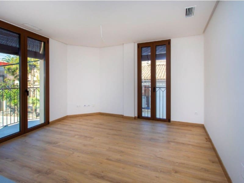 3 bedroom Apartment for sale in Hondon de las Nieves - € 230,000 (Ref: 10041042)