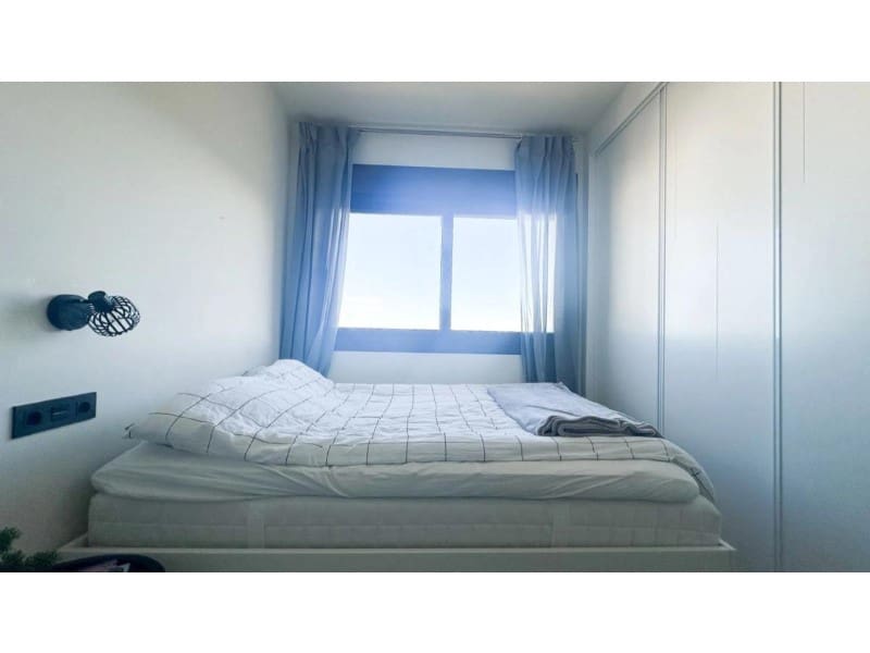 3 slaapkamer Halfvrijstaande villa te koop in Torrevieja met zwembad - € 329.000 (Ref: 10042933)