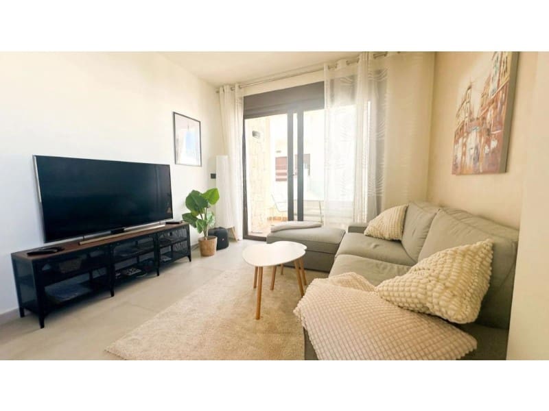 3 slaapkamer Halfvrijstaande villa te koop in Torrevieja met zwembad - € 329.000 (Ref: 10042933)