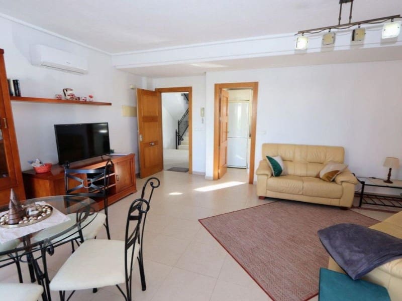 2 soverom Leilighet til salgs i La Torre Golf Resort med svømmebasseng - € 170 000 (Ref: 10042937)