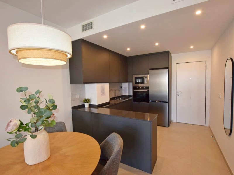 2 sypialnia Apartament na sprzedaż w Torrevieja z basenem - 330 000 € (Ref: 10042943)