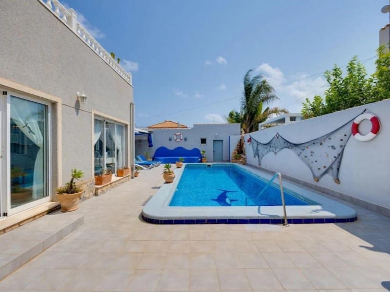 4 chambre Villa/Maison à vendre à La Regia avec piscine garage - 590 000 € (Ref: 10042948)