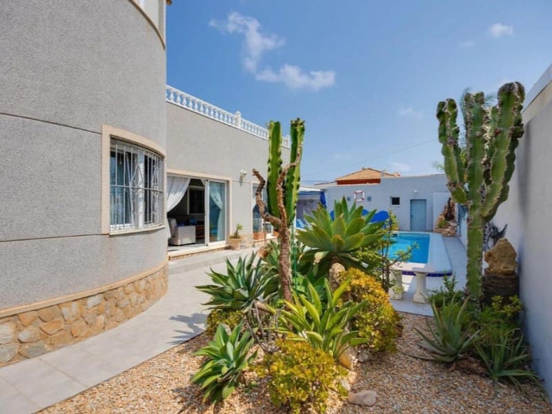 4 chambre Villa/Maison à vendre à La Regia avec piscine garage - 590 000 € (Ref: 10042948)