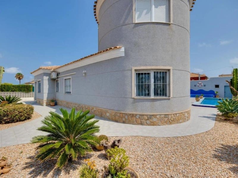 4 chambre Villa/Maison à vendre à La Regia avec piscine garage - 590 000 € (Ref: 10042948)