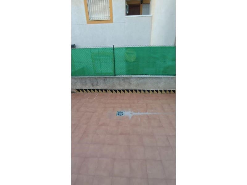 2 bedroom Semi-detached Villa for sale in Guardamar del Segura with pool - € 159,000 (Ref: 10042958)
