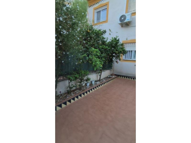 2 bedroom Semi-detached Villa for sale in Guardamar del Segura with pool - € 159,000 (Ref: 10042958)